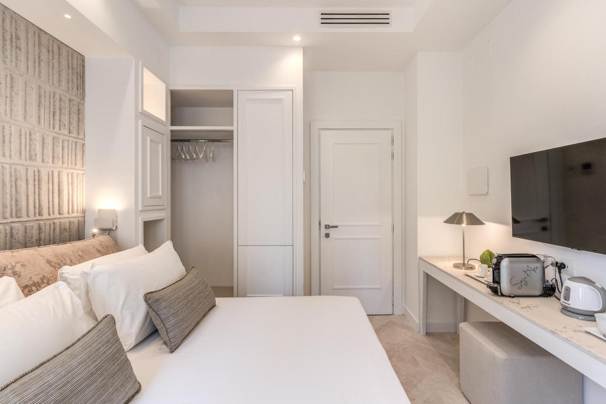 Diff'Rent Souls Rooms - Luxury Accomodation Sorrento Buitenkant foto